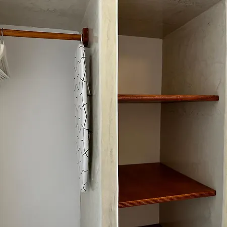 Niabelo * Kamári